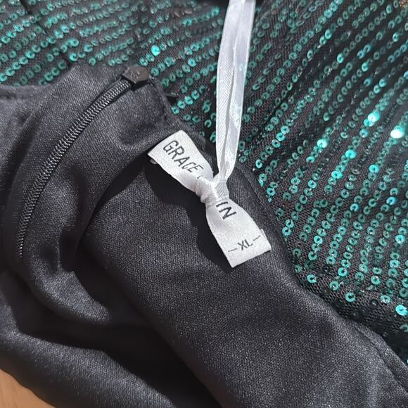 Grace and Karin Sequin Mid Dress NWT - Picture 7 of 7